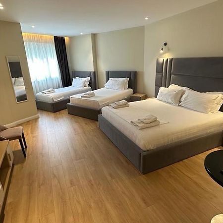 Granda Hotel Yzberishti Zewnętrze zdjęcie