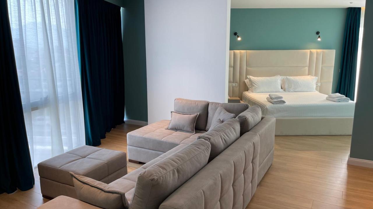 Granda Hotel Yzberishti Zewnętrze zdjęcie