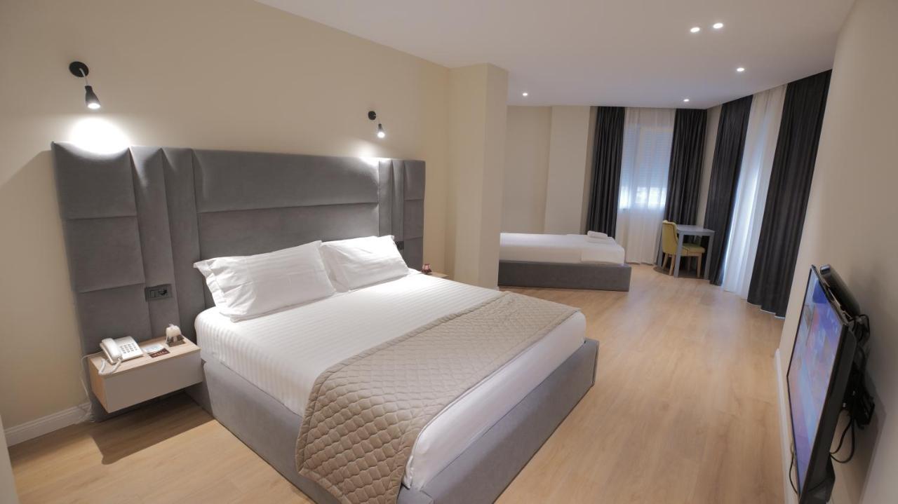 Granda Hotel Yzberishti Zewnętrze zdjęcie