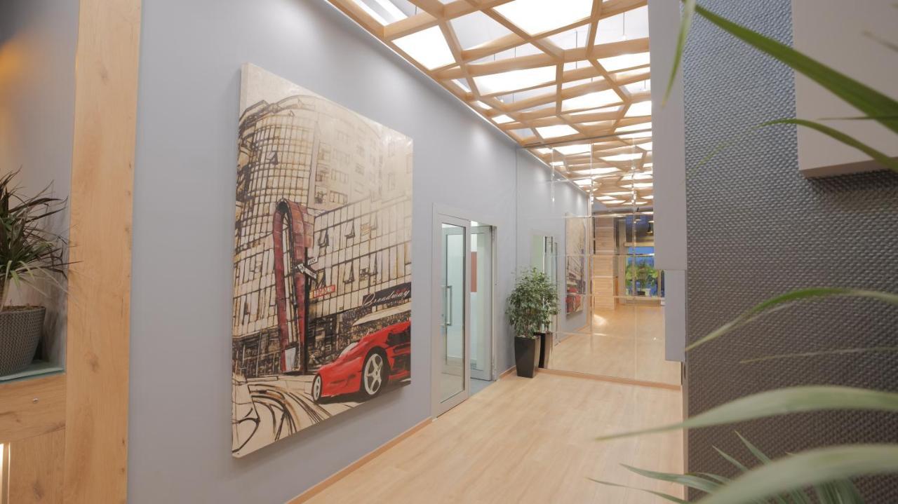 Granda Hotel Yzberishti Zewnętrze zdjęcie