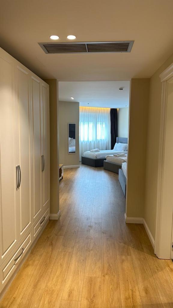Granda Hotel Yzberishti Zewnętrze zdjęcie